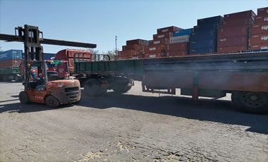 The group sent a batch of A75 rails to Vietnam.