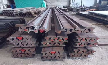 ZongXiang exported a batch of QU70 crane rail to Cambodia
