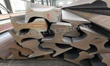 ZongXiang exported a batch of QU70 crane rail to Laos