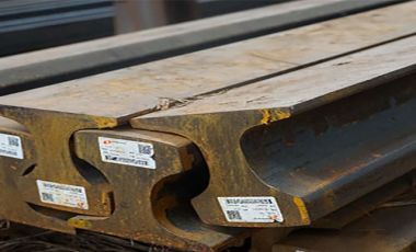 ZongXiang exported a batch of QU100 crane rail to UAE