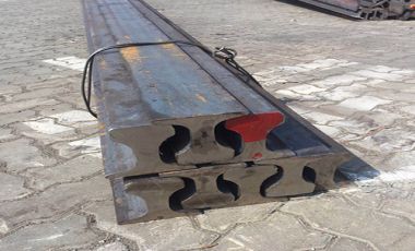 ZongXiang exported a batch of QU80 crane rail to Chile