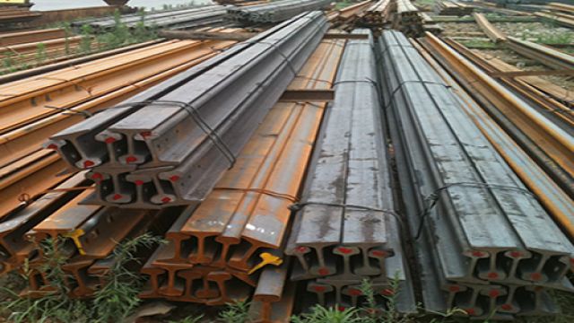BS100A Steel Rail